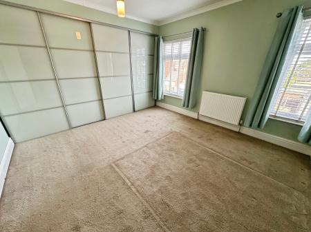 2 bedroom End of terrace house for sale in New Road, Woodville, Swadlincote, Derbyshire, DE11