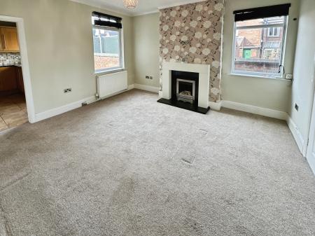 2 bedroom End of terrace house for sale in New Road, Woodville, Swadlincote, Derbyshire, DE11