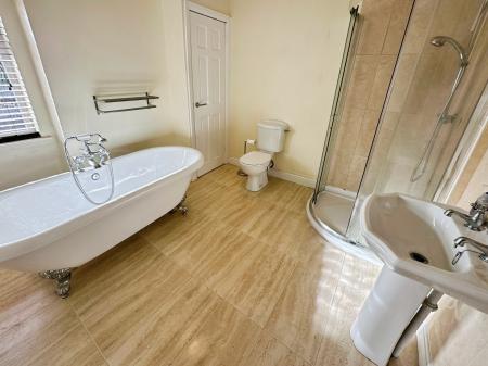 2 bedroom End of terrace house for sale in New Road, Woodville, Swadlincote, Derbyshire, DE11