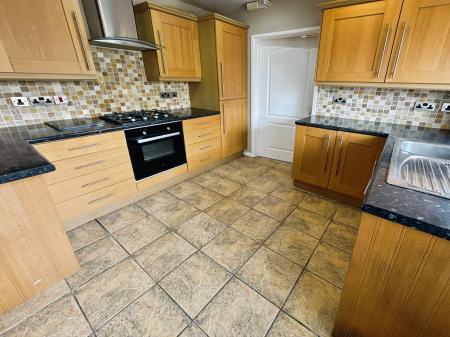 2 bedroom End of terrace house for sale in New Road, Woodville, Swadlincote, Derbyshire, DE11