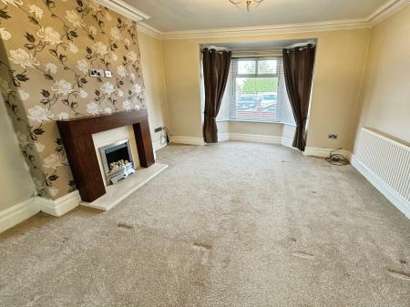 2 bedroom End of terrace house for sale in New Road, Woodville, Swadlincote, Derbyshire, DE11