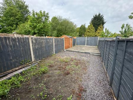2 bedroom Terraced House for sale in Branston Road, Burton-on-Trent, DE14