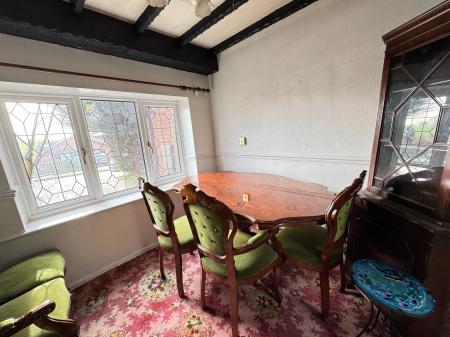 4 bedroom Detached house for sale in Grasmere Close, Stapenhill, Burton-on-Trent, DE15