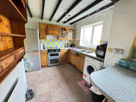 4 bedroom Detached house for sale in Grasmere Close, Stapenhill, Burton-on-Trent, DE15