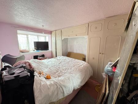 4 bedroom Detached house for sale in Grasmere Close, Stapenhill, Burton-on-Trent, DE15