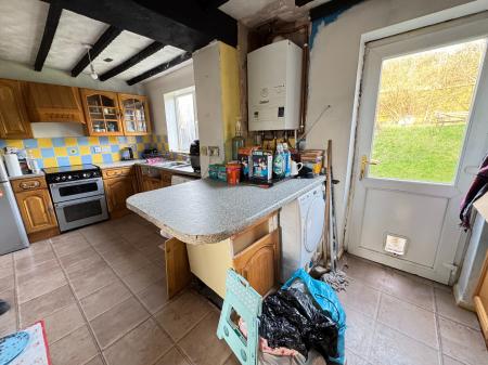 4 bedroom Detached house for sale in Grasmere Close, Stapenhill, Burton-on-Trent, DE15