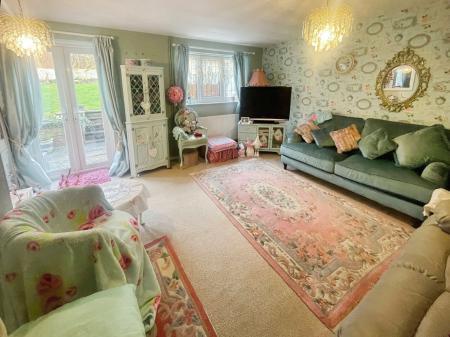 3 bedroom Detached house for sale in Lordswell Road, Burton-on-Trent, DE14