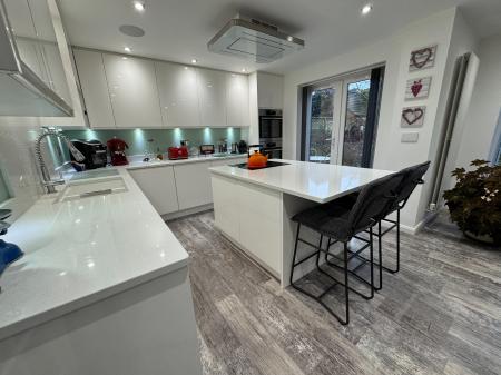 4 bedroom Detached house for sale in Brunel Way, Church Gresley, Swadlincote, Derbyshire, DE11