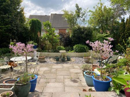 4 bedroom Detached house for sale in Brunel Way, Church Gresley, Swadlincote, Derbyshire, DE11