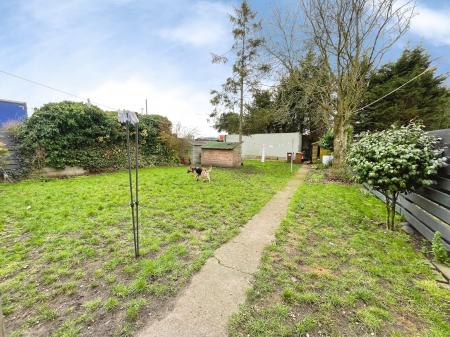 3 bedroom Cottage for sale in Croxall Road, Alrewas, Burton-on-Trent, DE13