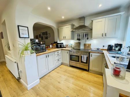 3 bedroom Cottage for sale in Croxall Road, Alrewas, Burton-on-Trent, DE13
