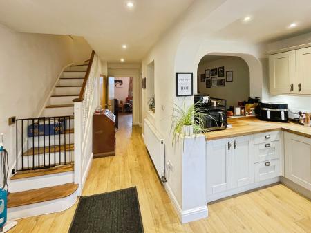 3 bedroom Cottage for sale in Croxall Road, Alrewas, Burton-on-Trent, DE13