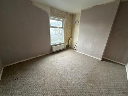 2 bedroom Terraced House for sale in Midland Road, Swadlincote, Derbyshire, DE11
