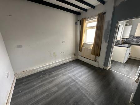 2 bedroom Terraced House for sale in Midland Road, Swadlincote, Derbyshire, DE11