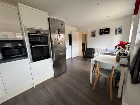 4 bedroom Detached house for sale in Hunt Way, Swadlincote, Derbyshire, DE11