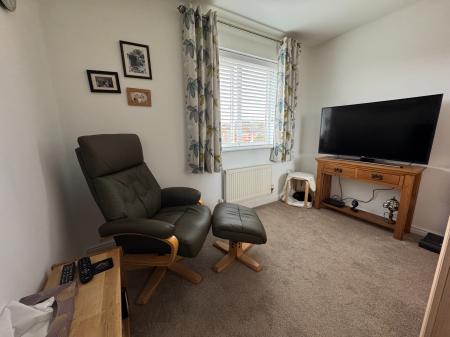 4 bedroom Detached house for sale in Hunt Way, Swadlincote, Derbyshire, DE11