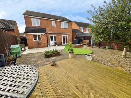 4 bedroom Detached house for sale in Hunt Way, Swadlincote, Derbyshire, DE11