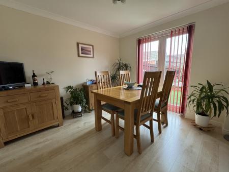 4 bedroom Detached house for sale in Hunt Way, Swadlincote, Derbyshire, DE11