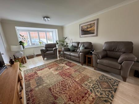 4 bedroom Detached house for sale in Hunt Way, Swadlincote, Derbyshire, DE11