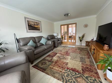 4 bedroom Detached house for sale in Hunt Way, Swadlincote, Derbyshire, DE11