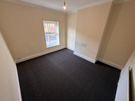 4 bedroom Terraced House to let in Shobnall Street, Burton-On-Trent, DE14