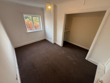 4 bedroom Terraced House to let in Shobnall Street, Burton-On-Trent, DE14