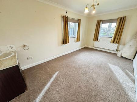 2 bedroom Detached house for sale in Ashby Road, Boundary, Swadlincote, Derbyshire, DE11