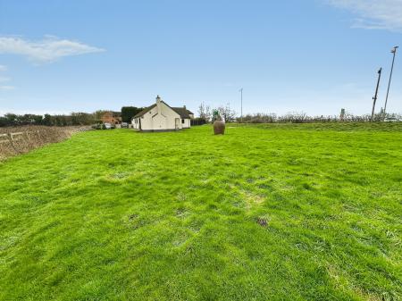 2 bedroom Detached house for sale in Ashby Road, Boundary, Swadlincote, Derbyshire, DE11