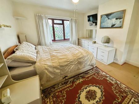 3 bedroom Semi-detached house for sale in Ashby Road, Burton-on-Trent, DE15