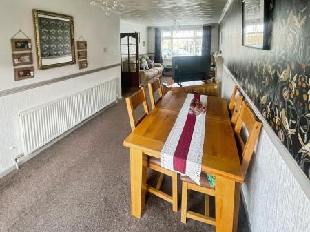 3 bedroom Detached house for sale in Lower Outwoods Road, Burton-on-Trent, DE13