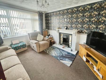 3 bedroom Detached house for sale in Lower Outwoods Road, Burton-on-Trent, DE13