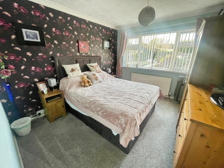 3 bedroom Detached house for sale in Lower Outwoods Road, Burton-on-Trent, DE13