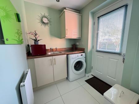 4 bedroom Detached house for sale in Grindley Way, Woodville, Swadlincote, Derbyshire, DE11