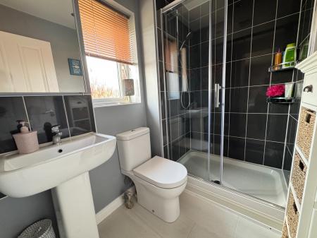 4 bedroom Detached house for sale in Grindley Way, Woodville, Swadlincote, Derbyshire, DE11