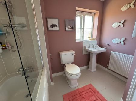 4 bedroom Detached house for sale in Grindley Way, Woodville, Swadlincote, Derbyshire, DE11