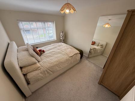 3 bedroom Semi-detached house to let in Beaconsfield Road, Burton-On-Trent, DE13