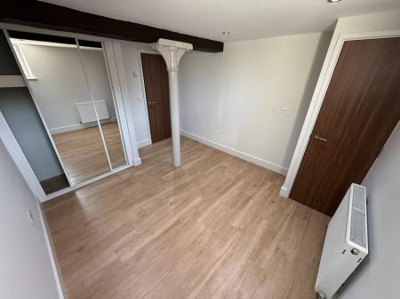 2 bedroom Flat to let in Wetmore Road, Burton-On-Trent, DE14