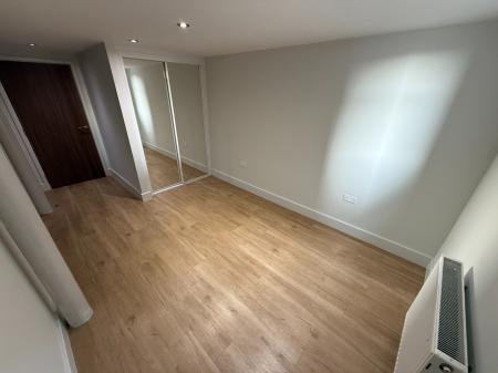 2 bedroom Flat to let in Wetmore Road, Burton-On-Trent, DE14