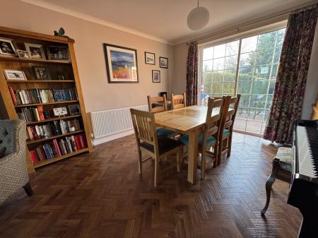 5 bedroom Semi-detached house for sale in Church Road, Stretton, Burton-on-Trent, DE13