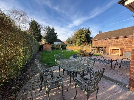 5 bedroom Semi-detached house for sale in Church Road, Stretton, Burton-on-Trent, DE13