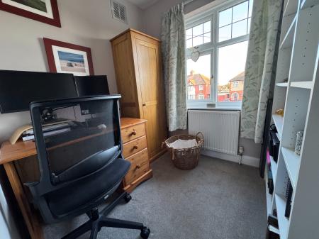 5 bedroom Semi-detached house for sale in Church Road, Stretton, Burton-on-Trent, DE13