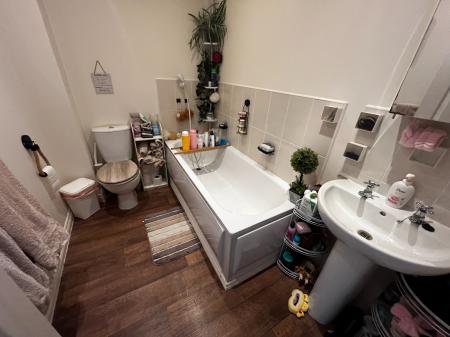 4 bedroom Town house for sale in Balata Way, Burton-on-Trent, DE13