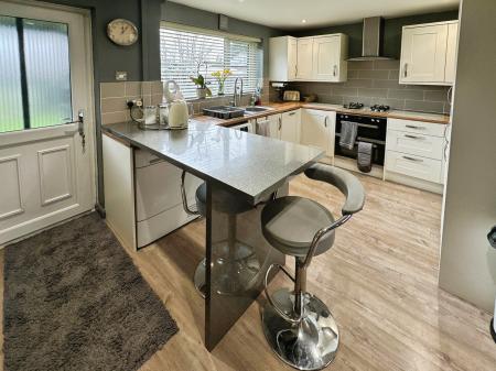 4 bedroom Detached house for sale in Main Street, Albert Village, Swadlincote, Derbyshire, DE11