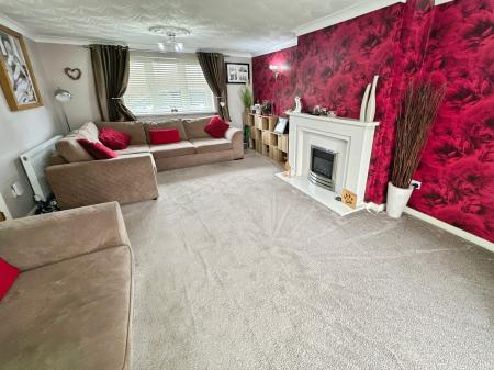 4 bedroom Detached house for sale in Main Street, Albert Village, Swadlincote, Derbyshire, DE11