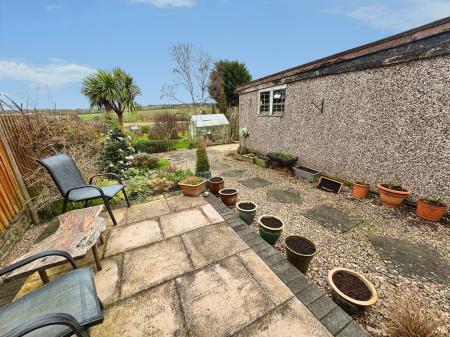 2 bedroom Semi-detached house for sale in Salisbury Drive, Midway, Swadlincote, DE11