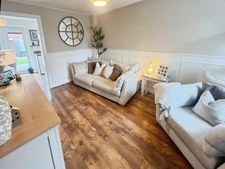 2 bedroom Town house for sale in Upton Drive, Stretton, Burton-on-Trent, DE14