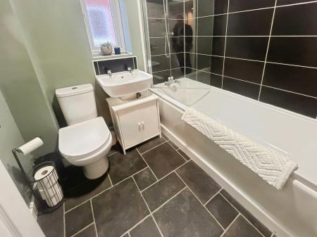 2 bedroom Town house for sale in Upton Drive, Stretton, Burton-on-Trent, DE14
