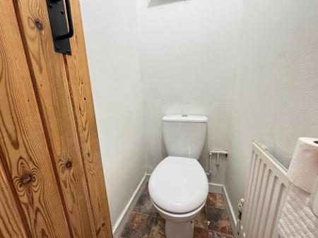 4 bedroom End of terrace house for sale in Acacia Avenue, Midway, Swadlincote, Derbyshire, DE11