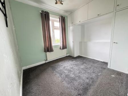 4 bedroom End of terrace house for sale in Acacia Avenue, Midway, Swadlincote, Derbyshire, DE11