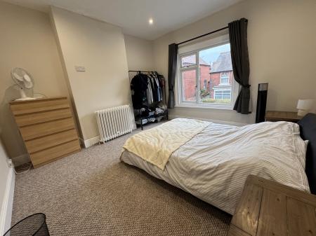 2 bedroom Semi-detached house for sale in Moira Road, Woodville, Swadlincote, Derbyshire, DE11